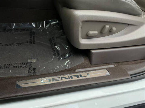 2020 GMC Yukon Denali