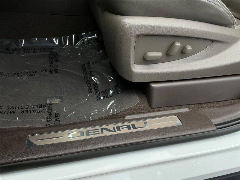 2020 GMC Yukon Denali