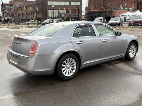 2011 Chrysler 300