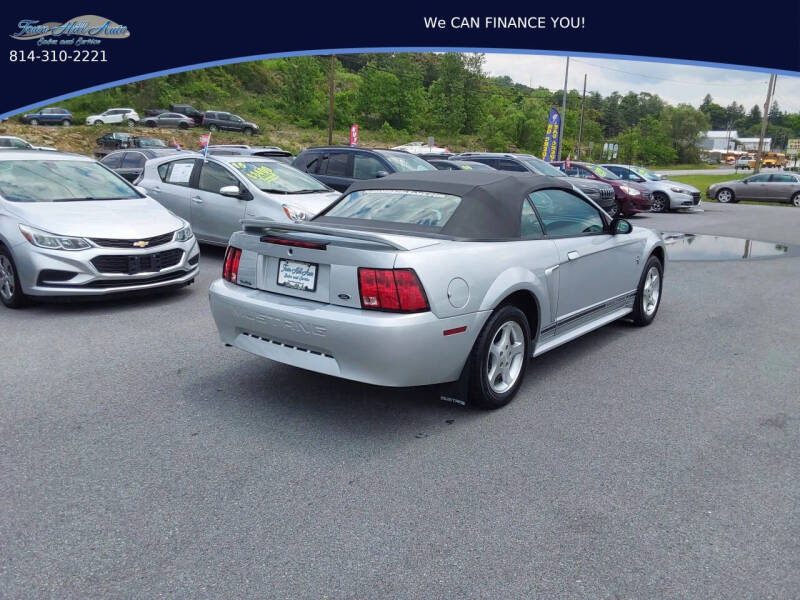 2000 Ford Mustang
