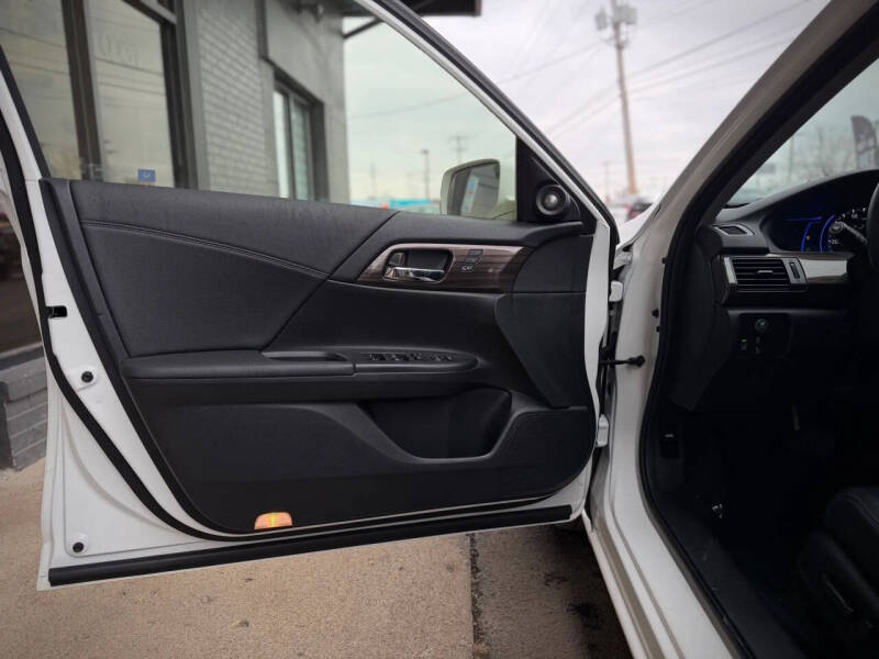 2017 Honda Accord Hybrid EX-L