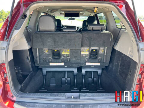 2017 Toyota Sienna SE 8-Passenger