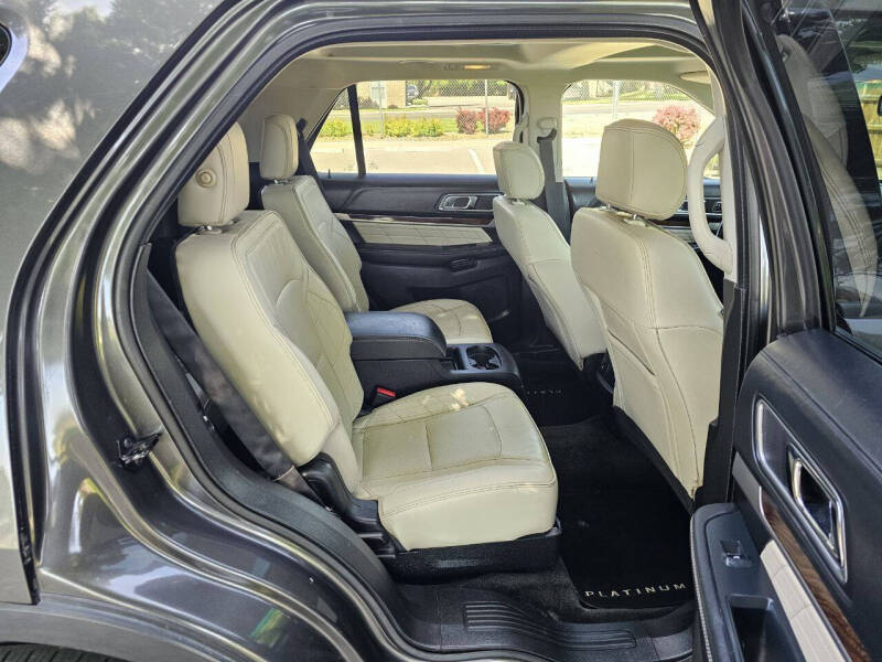 2016 Ford Explorer Platinum