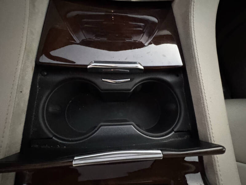 2017 Cadillac Escalade Luxury