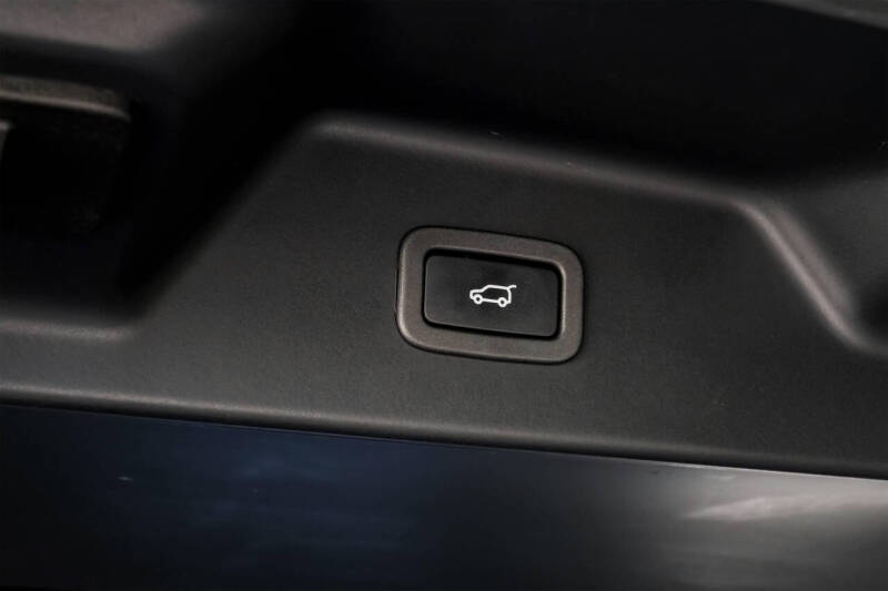 2017 Land Rover Range Rover Supercharged LWB