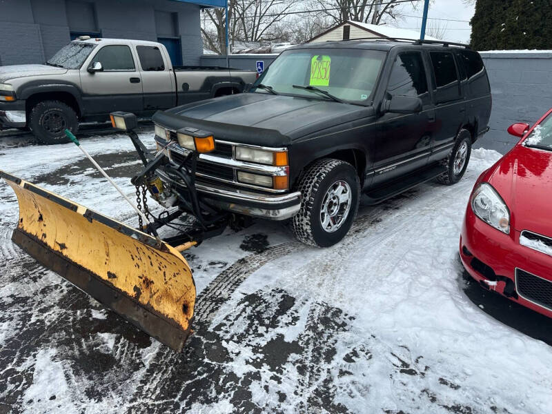 1999 Chevrolet Tahoe for sale at Lee's Auto Sales in Garden City MI