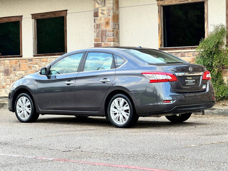 2013 Nissan Sentra S photo 3