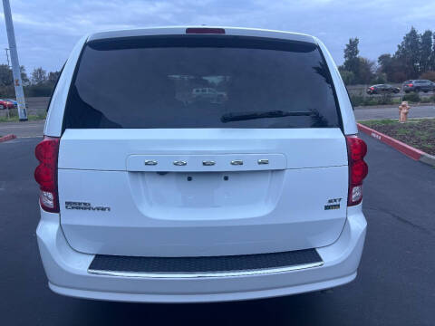 2017 Dodge Grand Caravan SXT