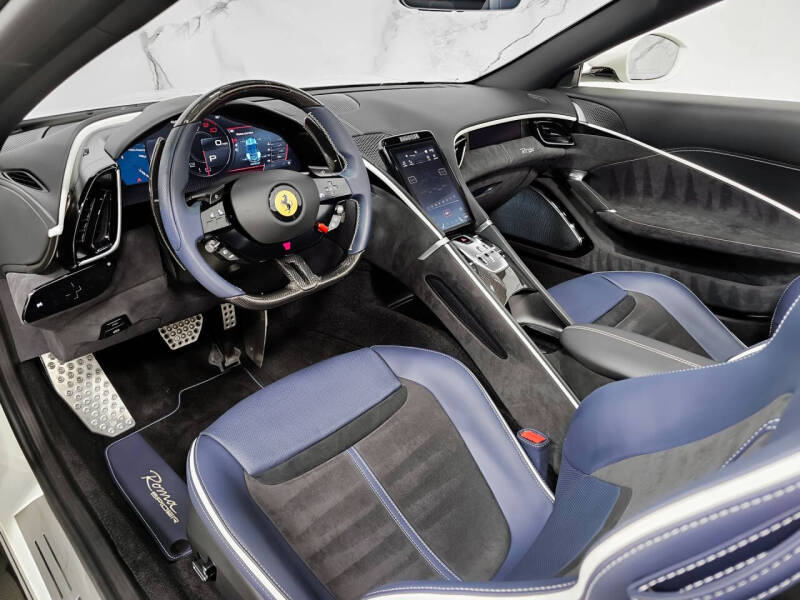 2025 Ferrari Roma Spider
