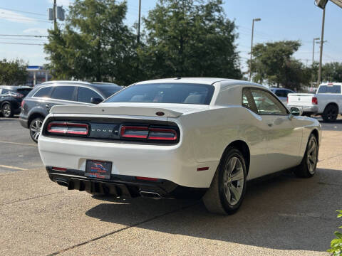 2020 Dodge Challenger SXT