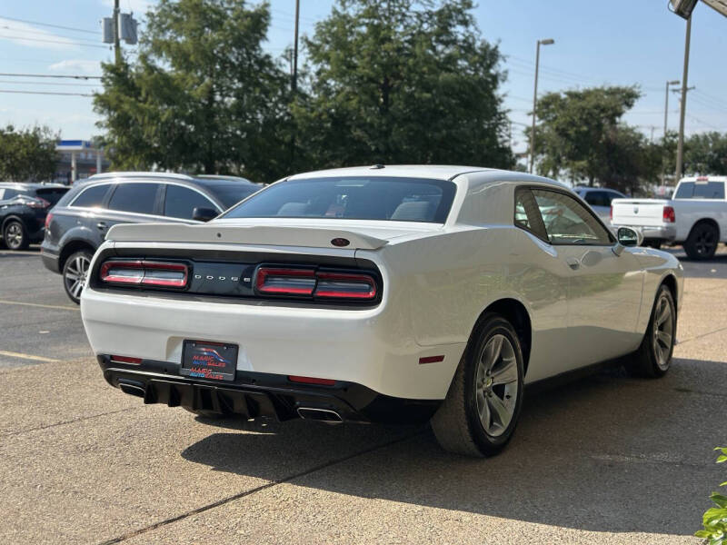 2020 Dodge Challenger SXT