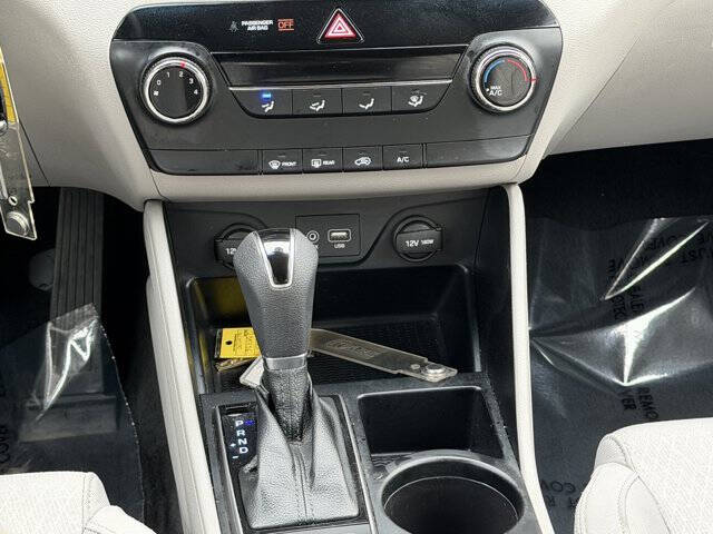 2017 Hyundai Tucson SE