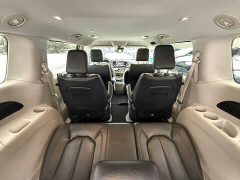 2022 Chrysler Pacifica Hybrid Touring L