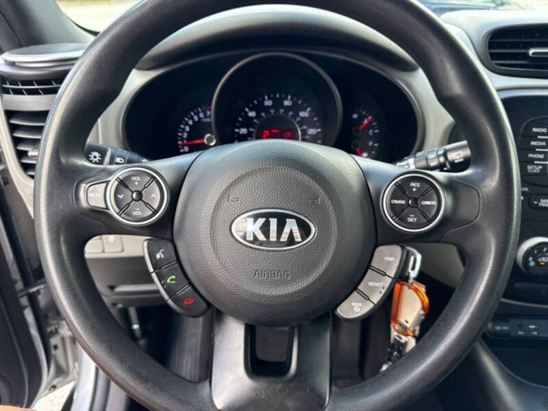2015 Kia Soul +