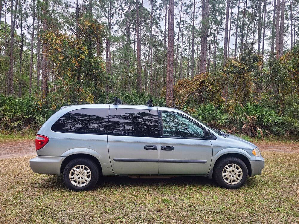 2005 Dodge Grand Caravan for sale at Flagler Auto Center in Bunnell, FL