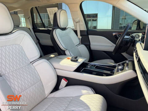 2020 Lincoln Aviator Black Label