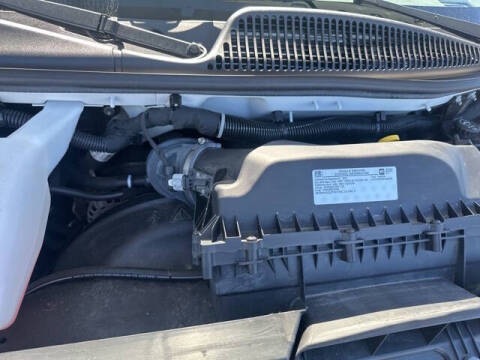 2023 GMC Savana 2500