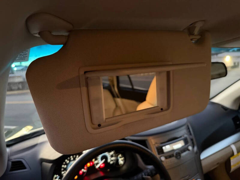 2010 Subaru Outback 2.5i Premium