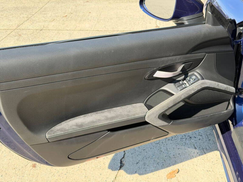 2020 Porsche 718 Cayman GT4