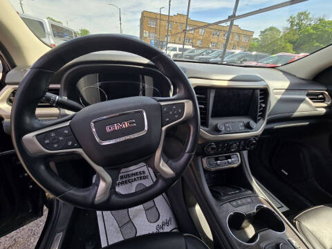2021 GMC Acadia Denali