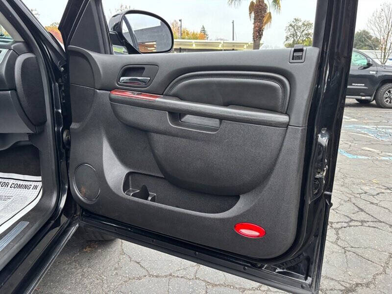 2013 Cadillac Escalade Premium