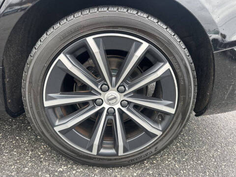 2021 Volvo S60 T5 Momentum