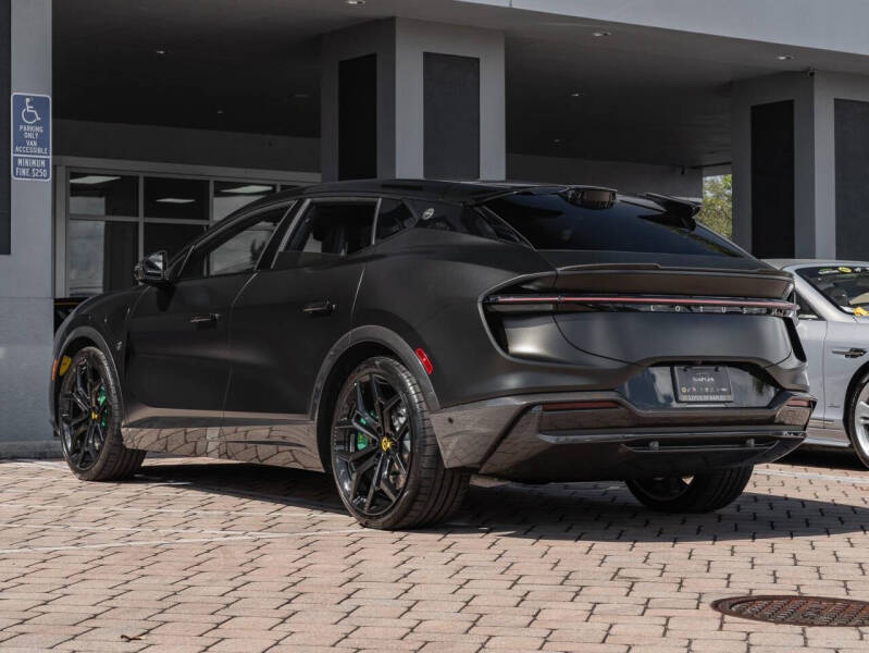 2025 Lotus Eletre Carbon