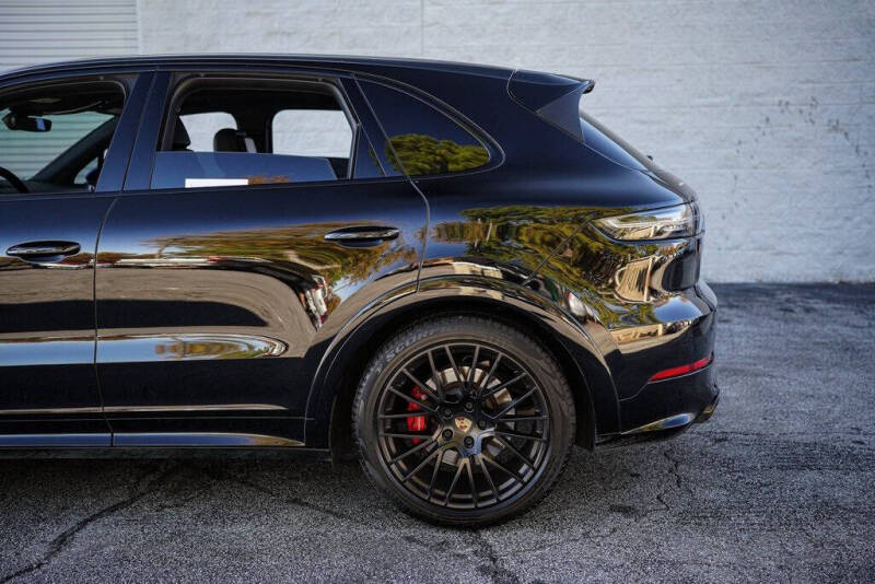 2022 Porsche Cayenne GTS