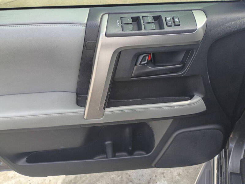 2013 Toyota 4Runner SR5