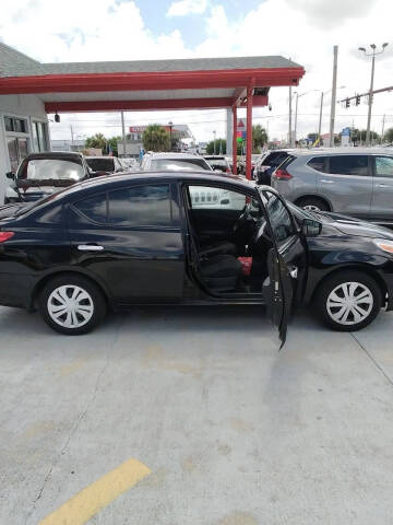 2017 Nissan Versa 1.6 SV