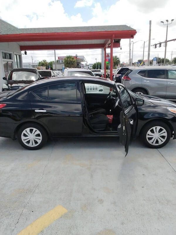 2017 Nissan Versa 1.6 SV