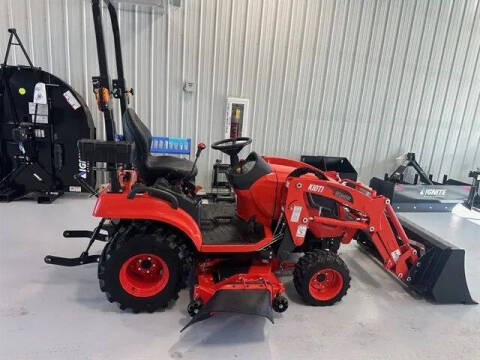 2025 Kioti CS2220HB-SB