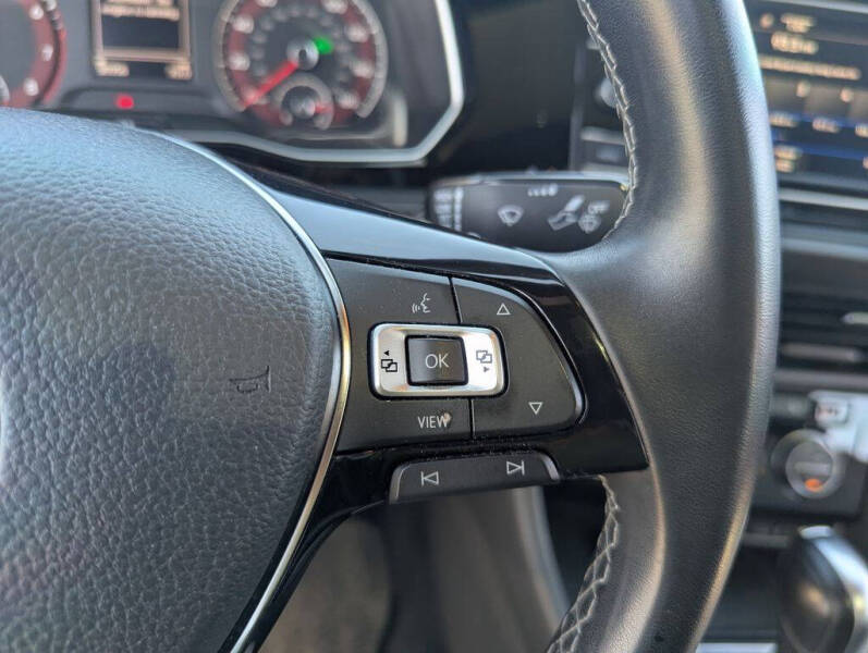 2020 Volkswagen Jetta R-Line