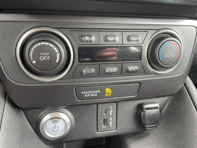 2022 Nissan LEAF S PLUS