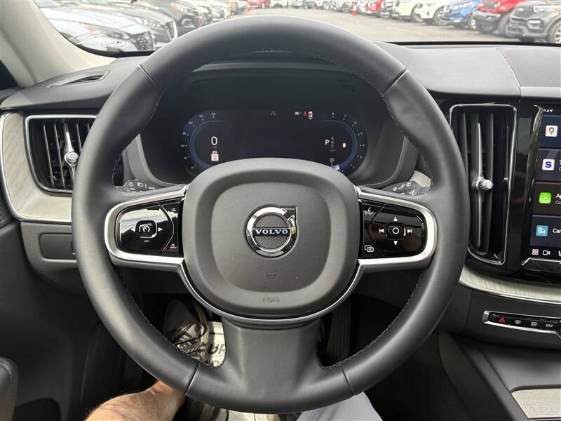 2025 Volvo XC60 B5 Plus Dark Theme