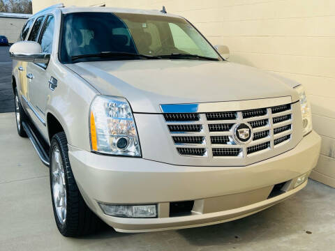 2007 Cadillac Escalade ESV for sale at Auto Zoom 916 in Los Angeles CA