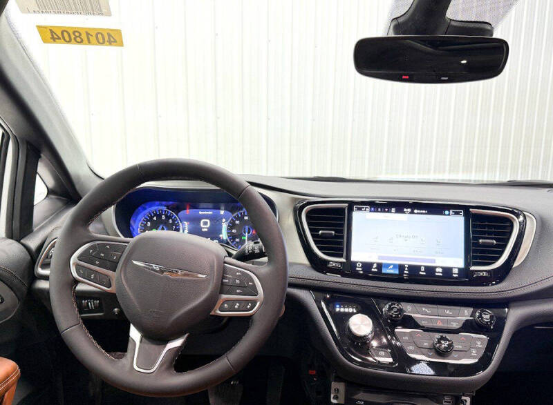 2026 Chrysler Pacifica Pinnacle