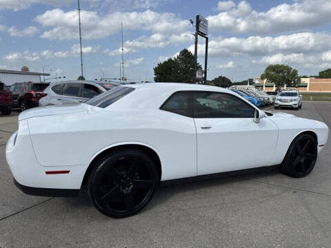 2015 Dodge Challenger SXT