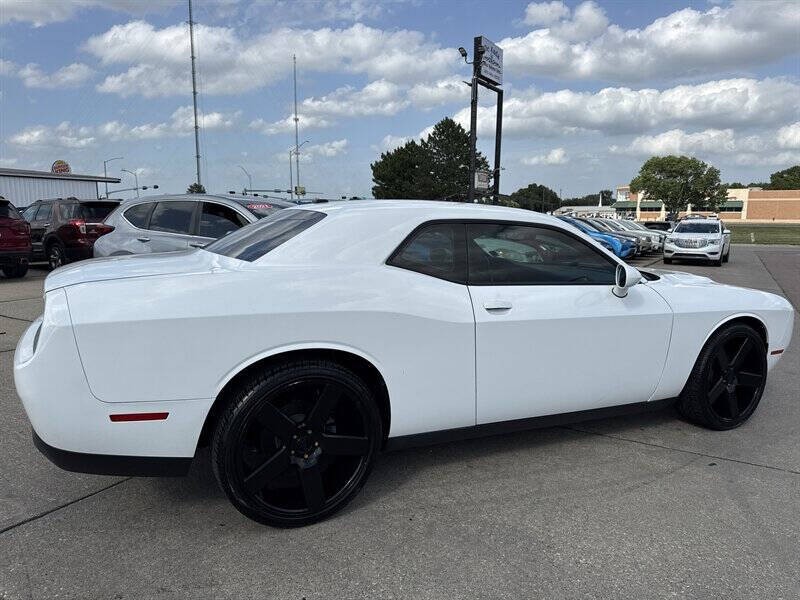 2015 Dodge Challenger SXT
