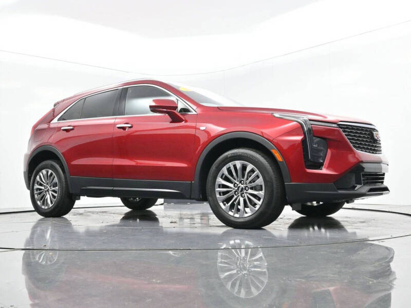 2025 Cadillac XT4 Premium Luxury