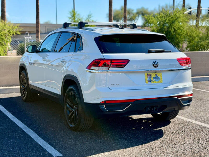 2022 Volkswagen Atlas Cross Sport V6 SE