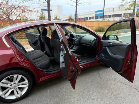 2010 Nissan Altima 3.5 SR