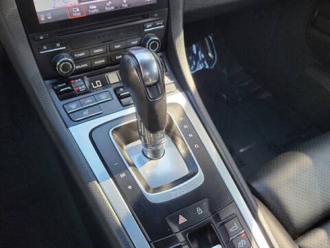 2021 Porsche 718 Boxster T