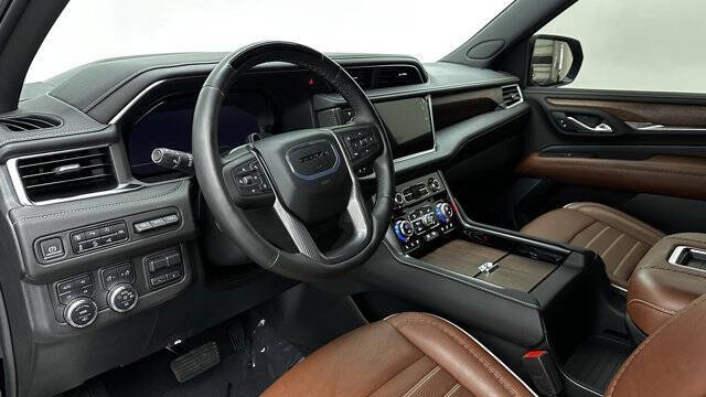2024 GMC Yukon XL Denali Ultimate