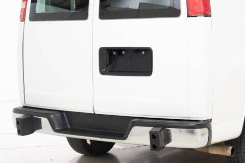 2017 GMC Savana 2500