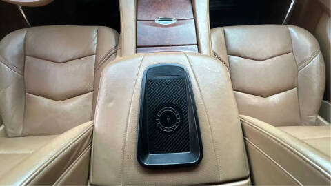 2017 Cadillac Escalade Platinum