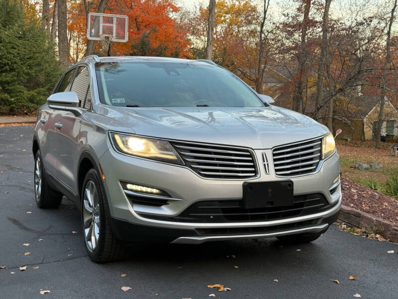 2016 Lincoln MKC Select photo 3