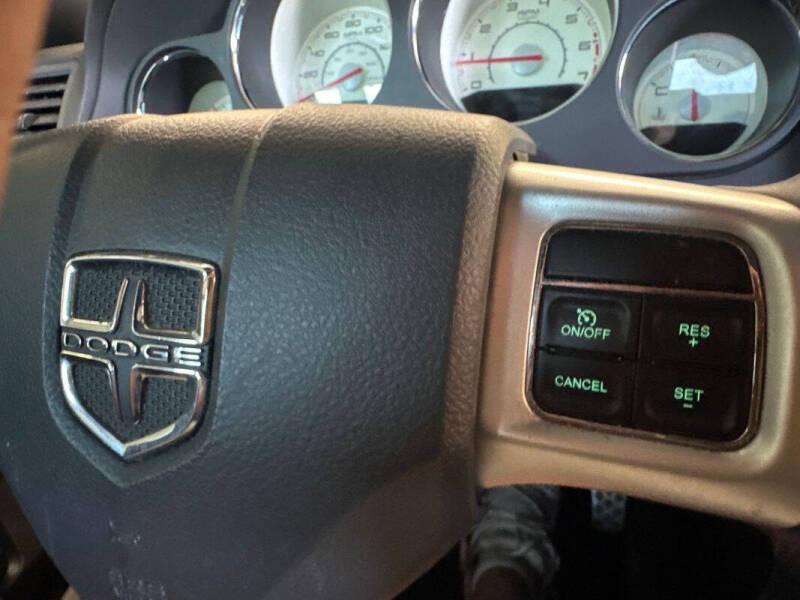 2014 Dodge Challenger R/T Plus