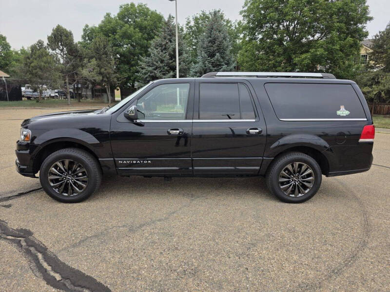 2017 Lincoln Navigator L Select