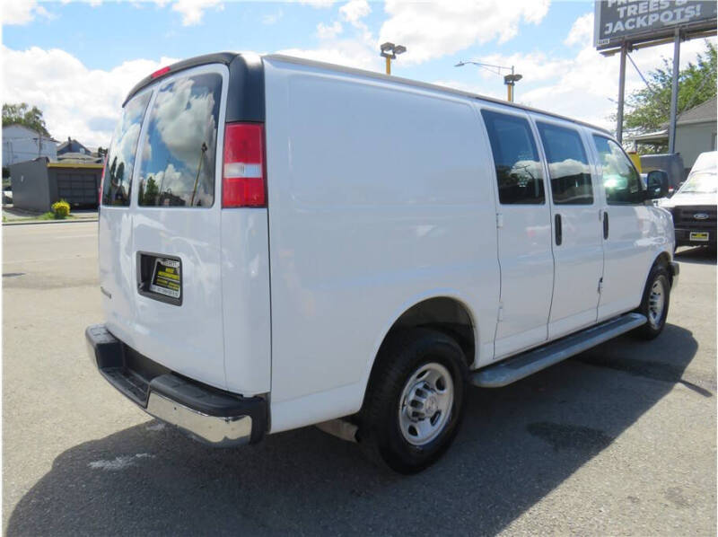 2018 Chevrolet Express 2500